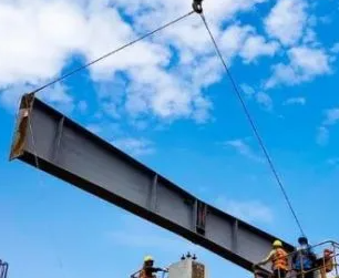 建筑工地钢梁起吊安装钢丝绳索具的应用